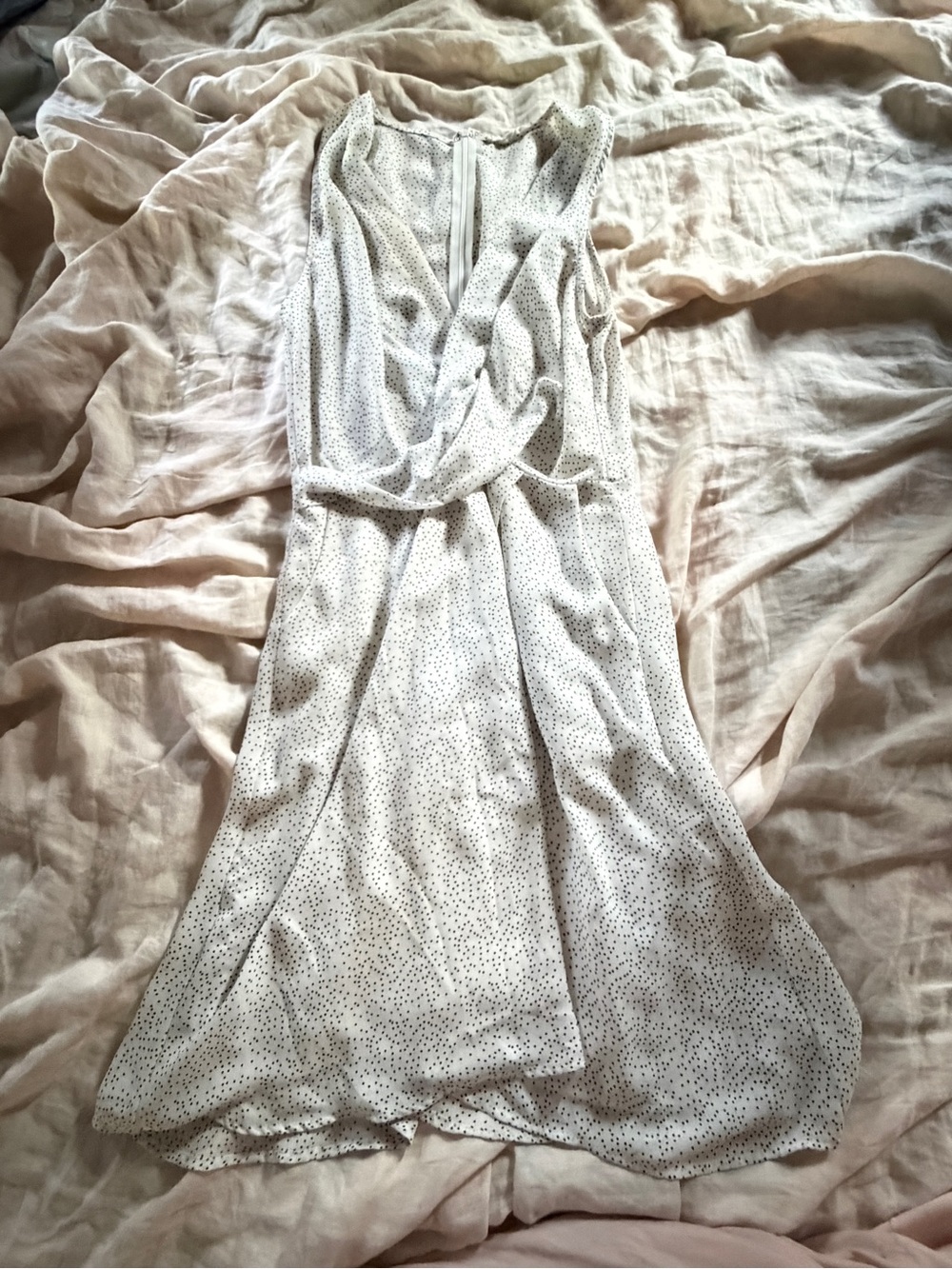Le Lis White Polka Dot V-Neck Dress